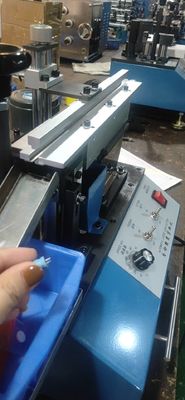 Maszyny związane z SMT luźne radialne do formowania gięcia kondensatorów elektrolitycznych